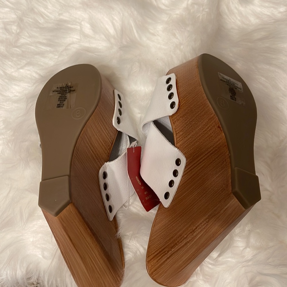 Mossimo White and wood wedges - Picture 4 of 4